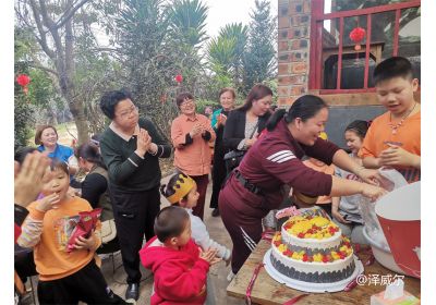 澤威爾3·8國際婦女節(jié)踏春活動(dòng)2